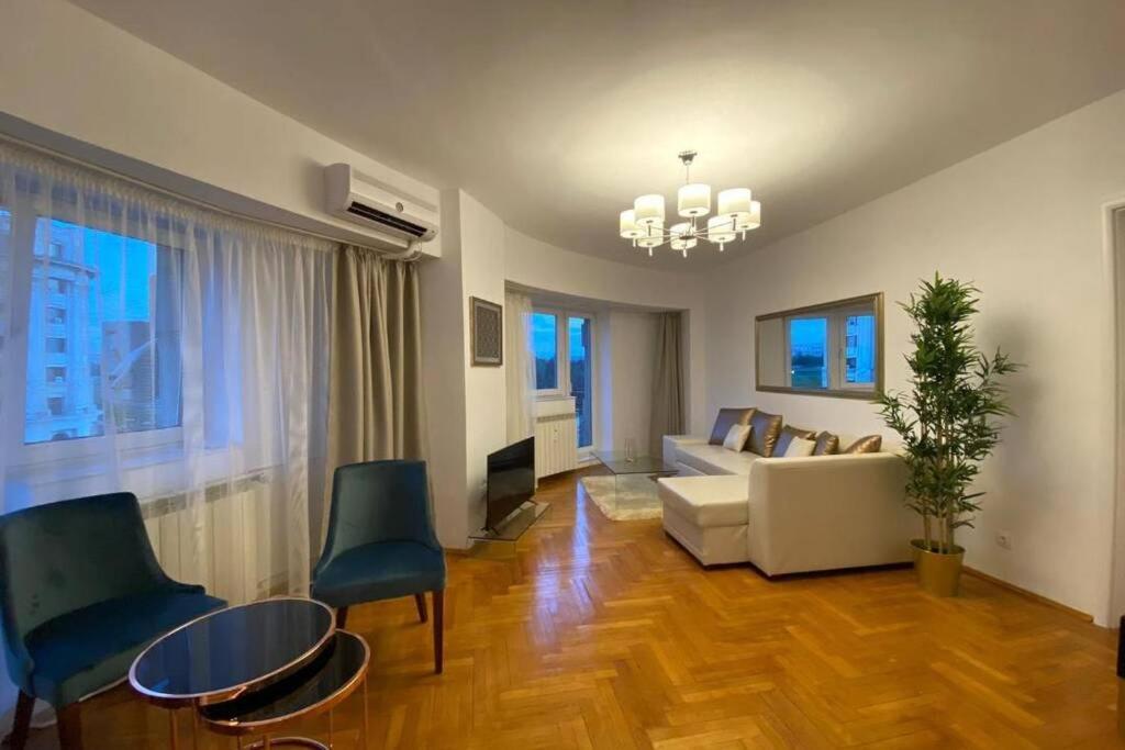 布加勒斯特New Luxury Flat In Front Of The Parliament At Unirii公寓 外观 照片
